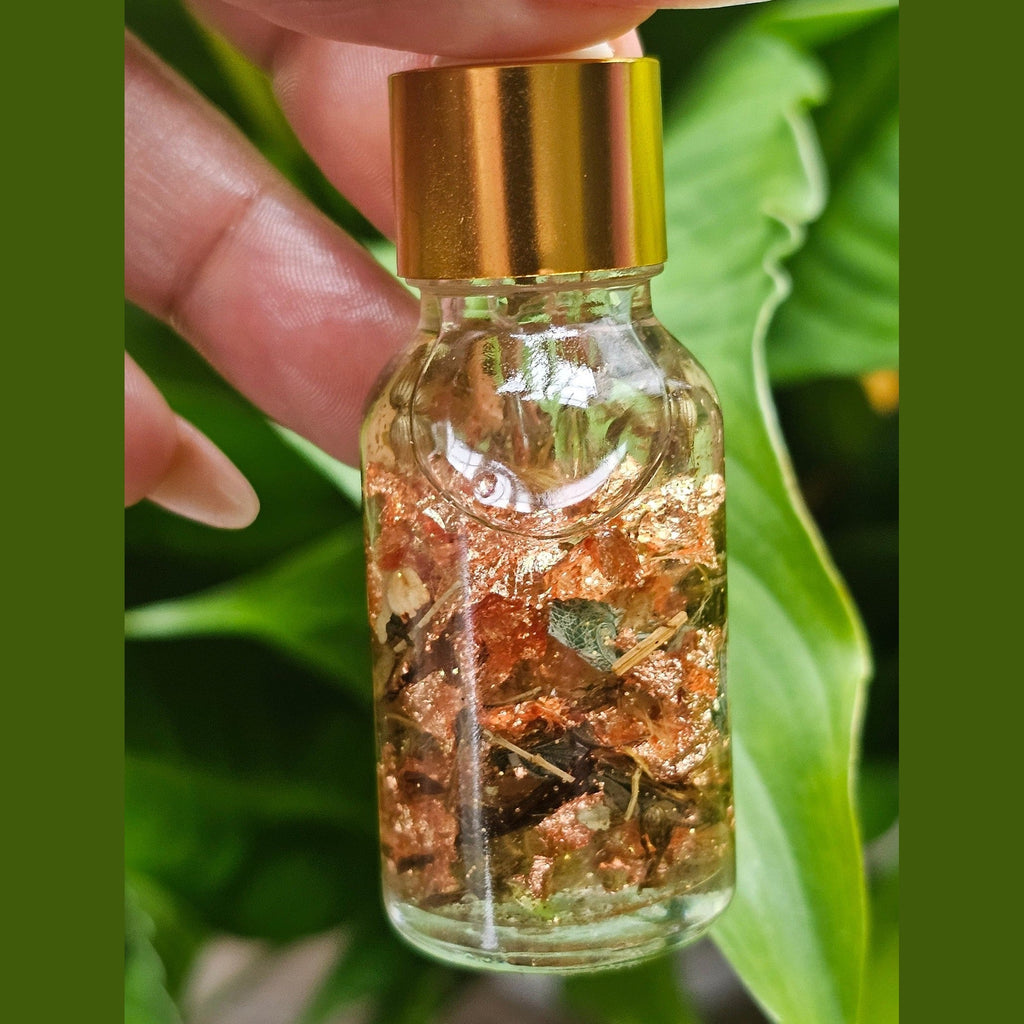 Lucky Rich Girl Hoodoo Conjure Oil | Wealth, Beauty, Glamour & Good Fortune Conjure Oil | Limited Edition