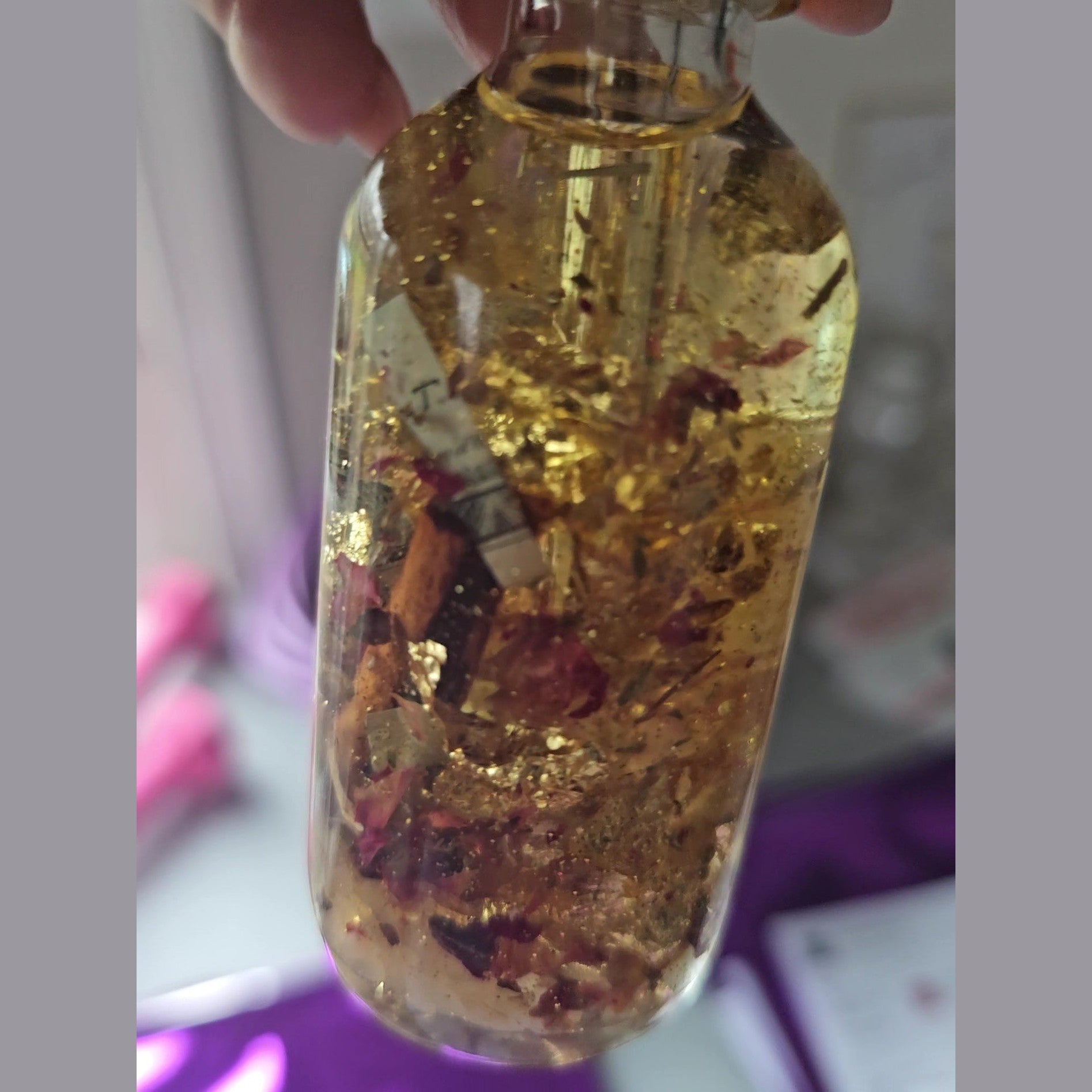 Rich Bitch Conjure's Fast Luck Money Oil