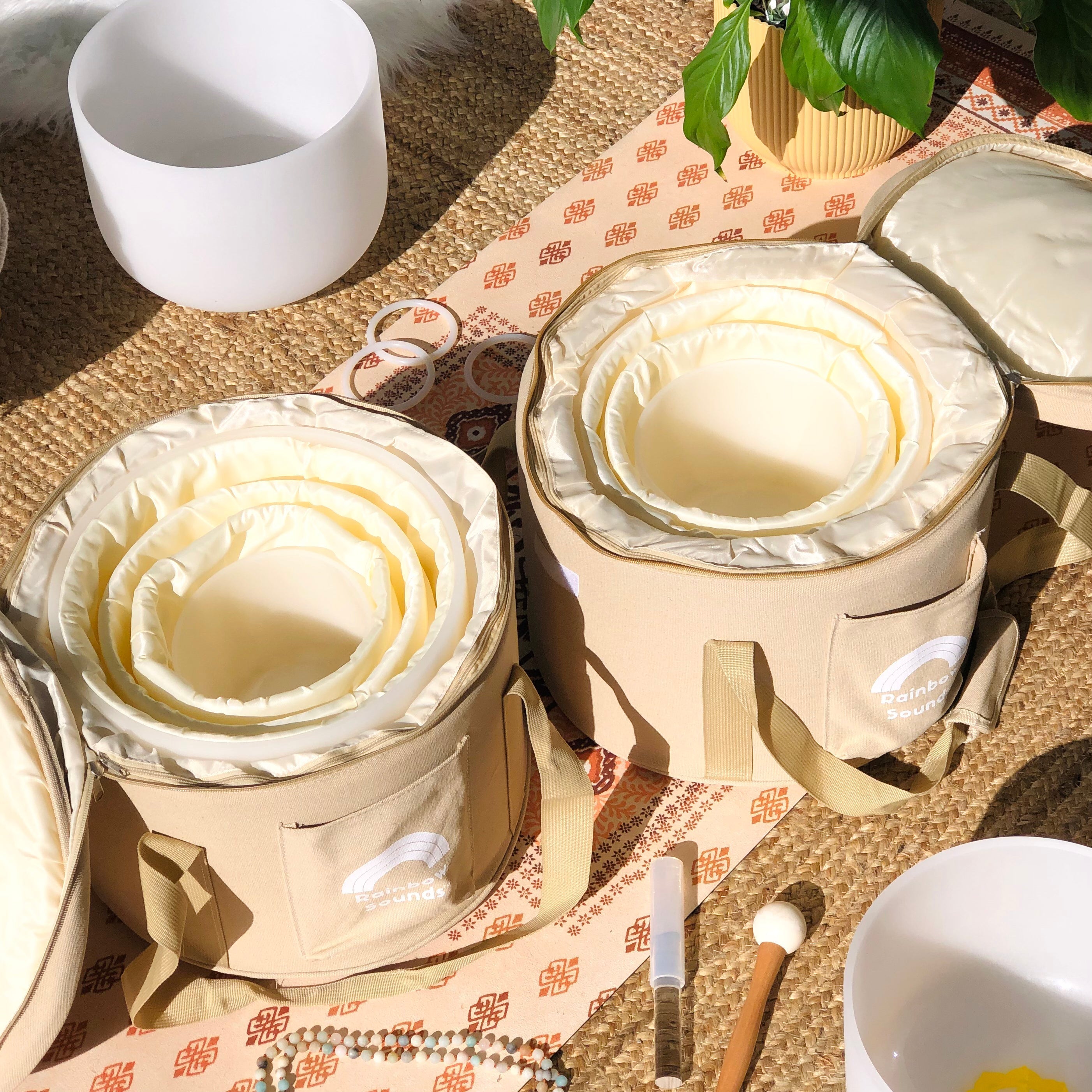 Set of 7 White Sound Therapy Bowls
